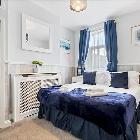 Pass The Keys Beautifully Cosy 2-bed In Holiday home *
