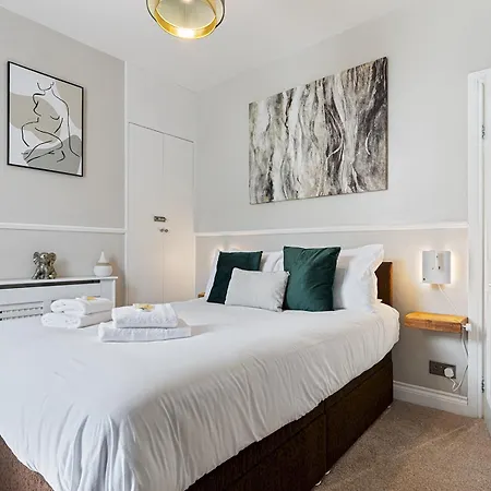 Pass The Keys Beautifully Cosy 2-bed In * York